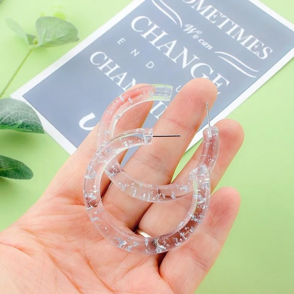 Clear Acrylic Hoops - Picture 1 of 1